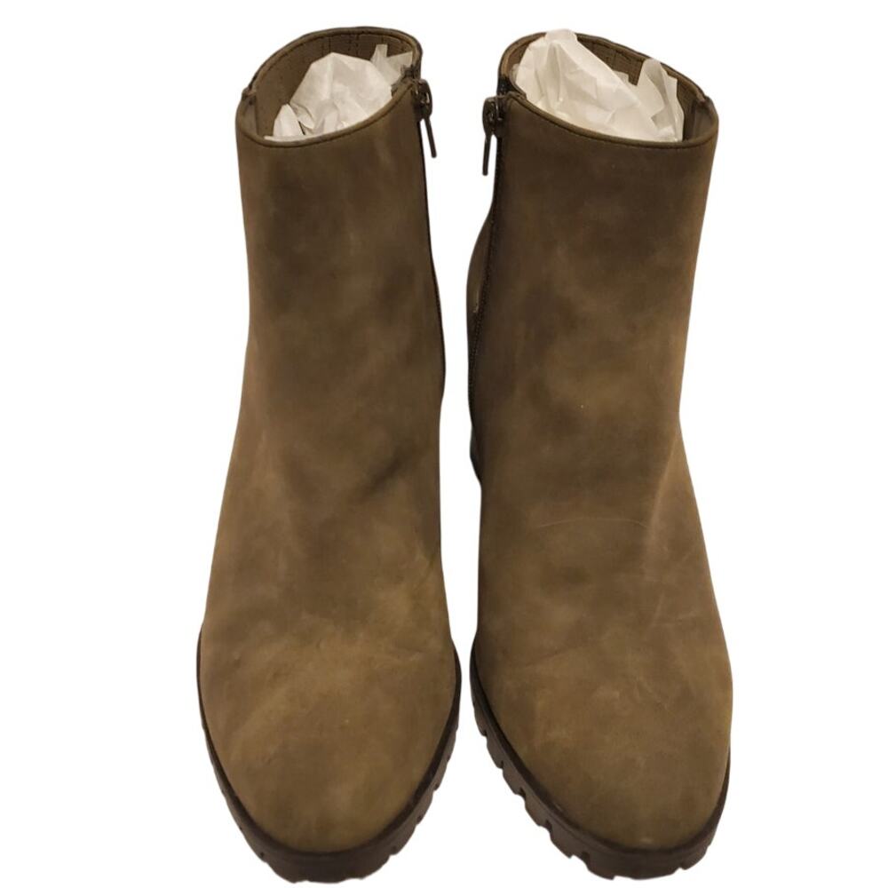 Kelly and Katie Olive Booties Boots Zipper and stretch seamed NWOT 11M